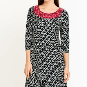Donna Morgan Shift Dress - Size 8 - Black and White with Red and White EUC